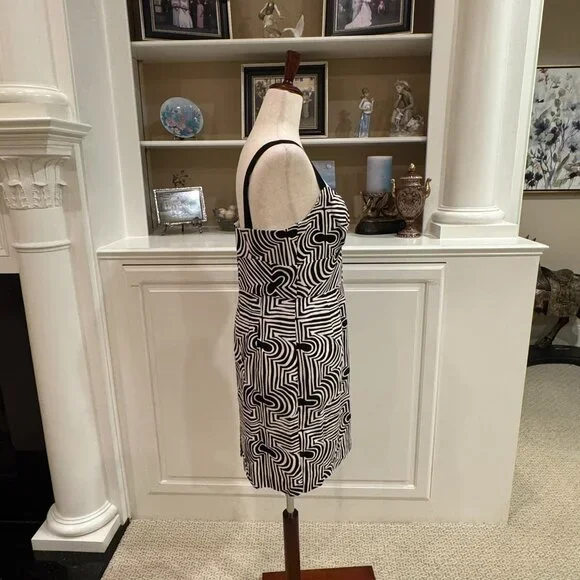 🖤🤍 Trina Turk Los Angeles Black & White Geometric Print Bodycon Dress – Size 8 - Picture 5 of 12